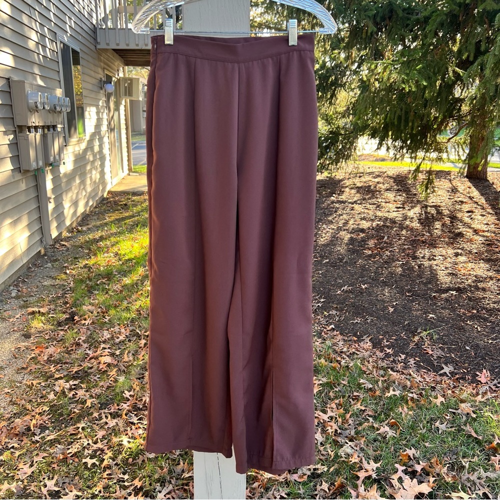 SHEIN Brown Trouser with front Slit
Size Petite Small